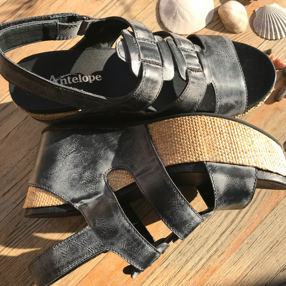 Antelope 876 Woven Plate metallic black sandals 38 - Picture 3 of 10